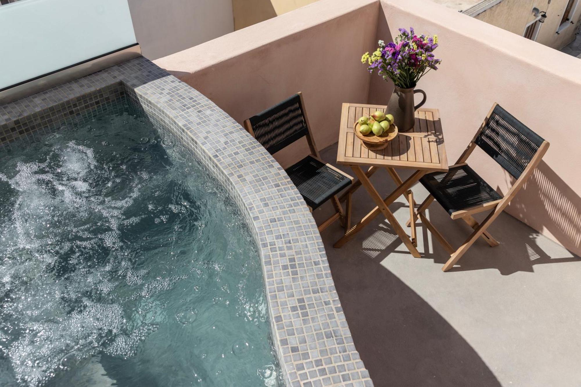 Frescoes Luxury Suites By Kb Hospitality Meszariá Kültér fotó